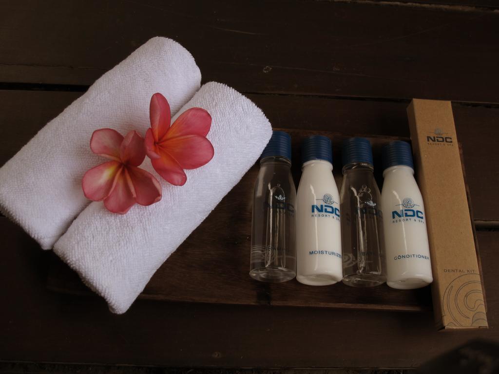 Nusantara Diving Centre Resort & Spa 마나도 외부 사진